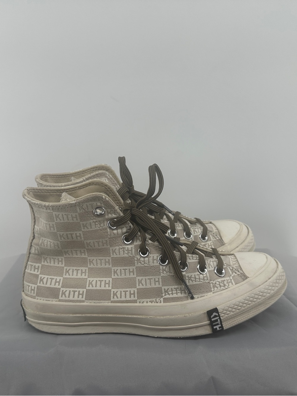 Converse Chuck Taylor All Star 70 Hi
Kith Natural Monogram